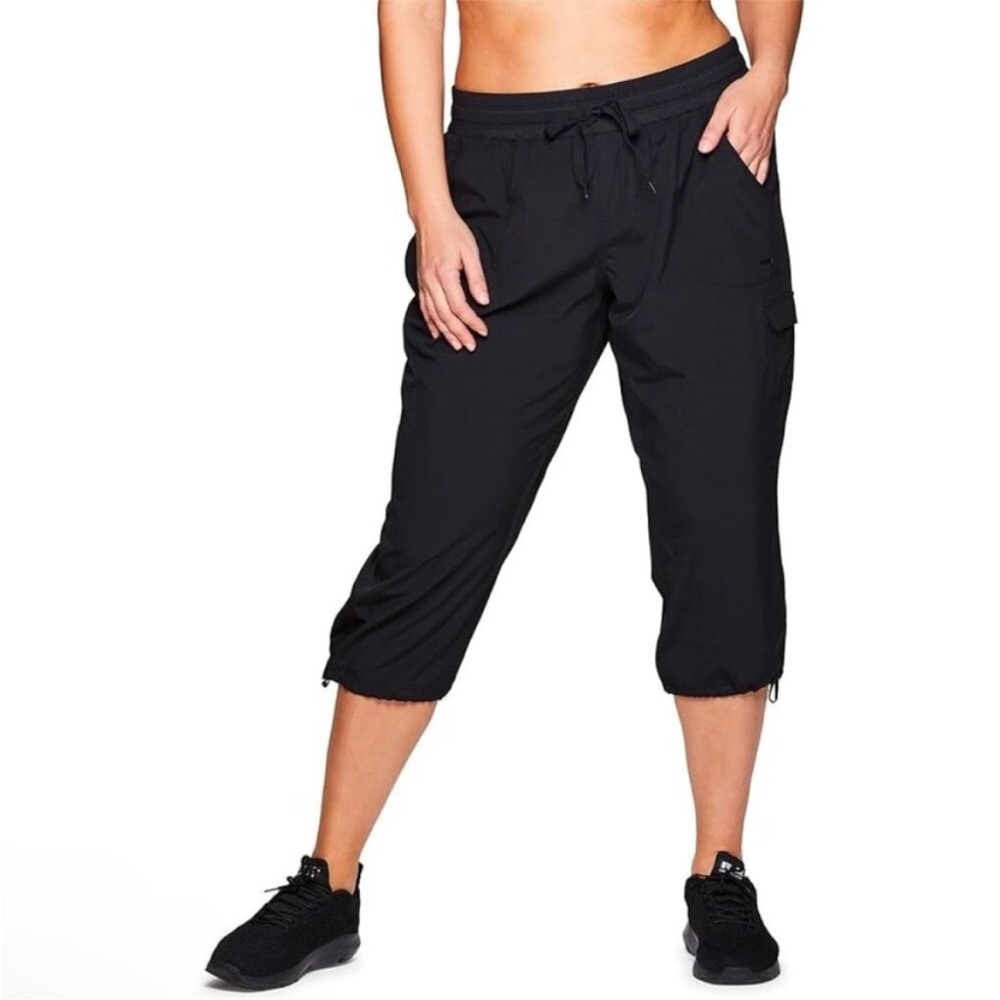 NWT RBX Crop Cargo pants Sz Large Black Camouflage - Picture 2 of 16